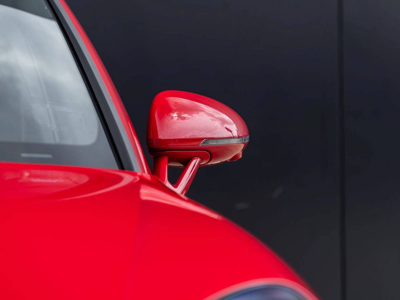 2023 Porsche Macan Macan (MY23)