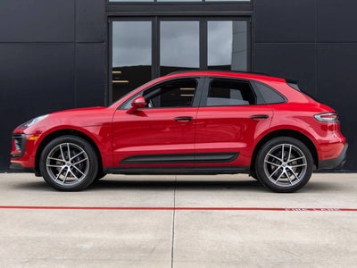 2023 Porsche Macan Macan (MY23)