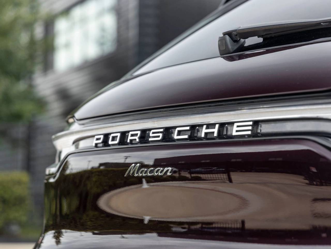 2024 Porsche Macan AWD