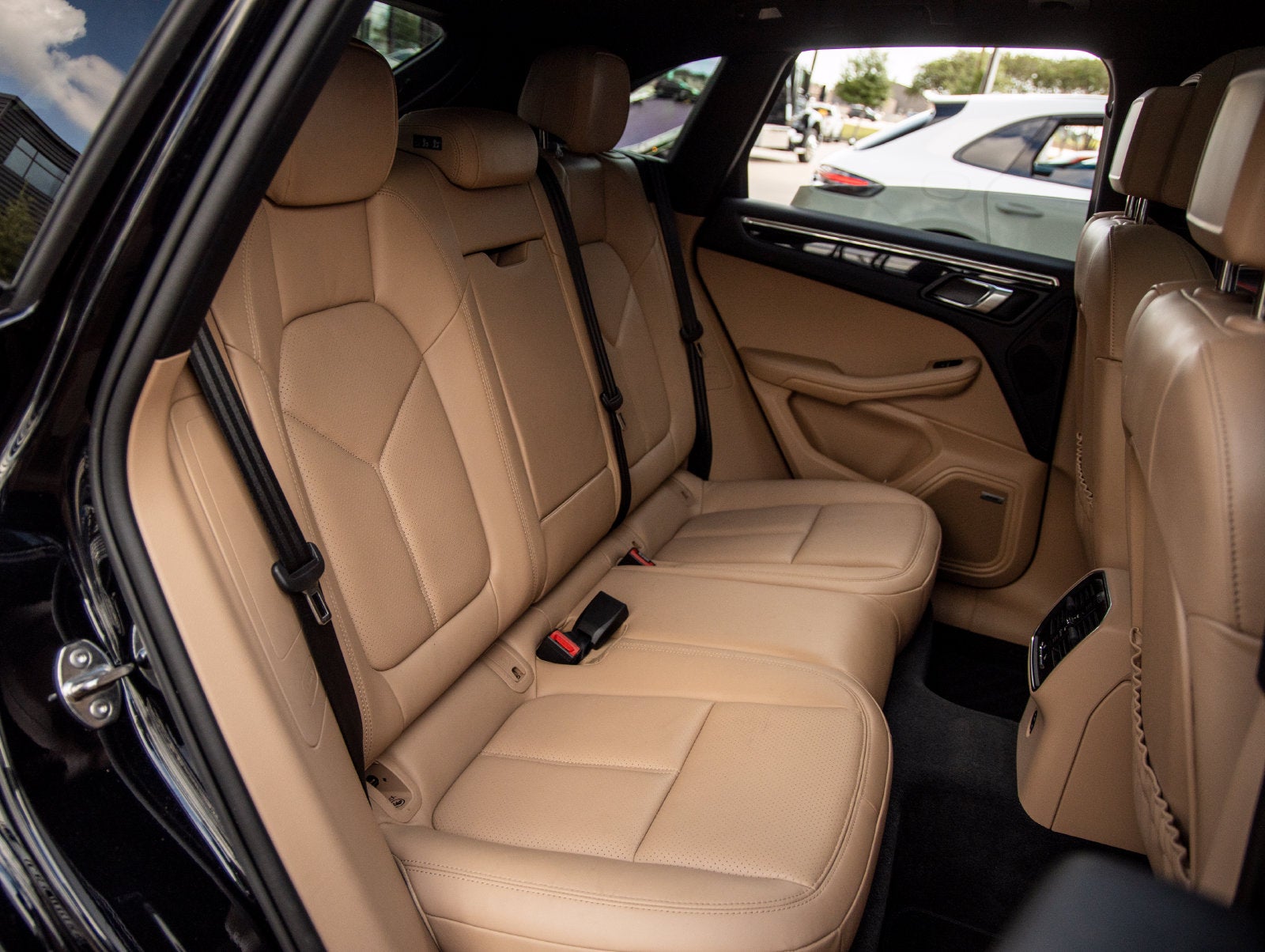 2024 Porsche Macan Macan