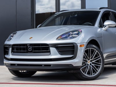 2026 Porsche Macan Base