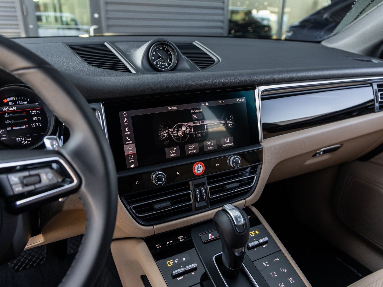 2026 Porsche Macan AWD