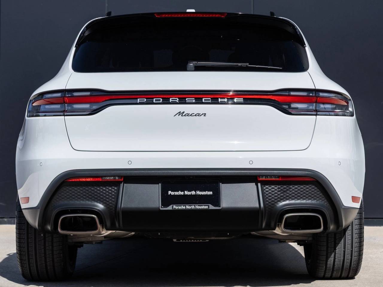2026 Porsche Macan AWD