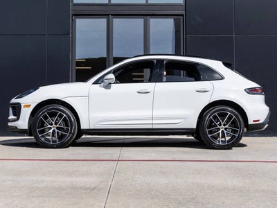 2026 Porsche Macan AWD