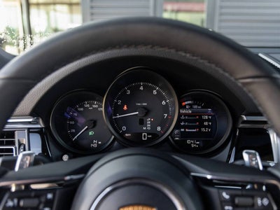 2026 Porsche Macan AWD