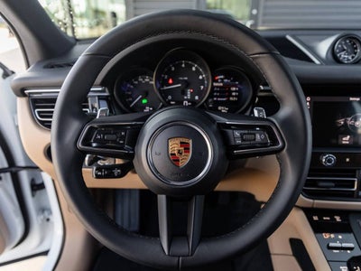 2026 Porsche Macan AWD
