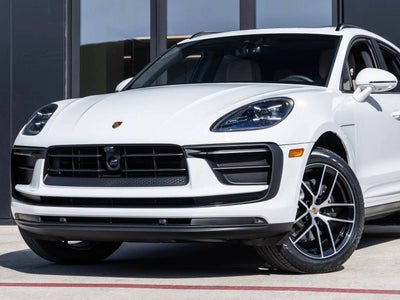 2026 Porsche Macan AWD