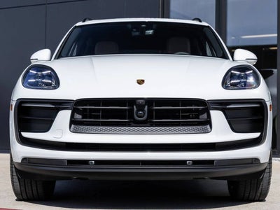 2026 Porsche Macan AWD