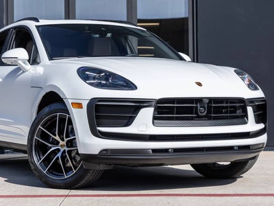 2026 Porsche Macan AWD