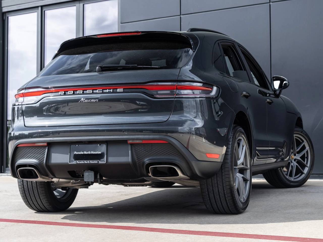 2026 Porsche Macan Macan