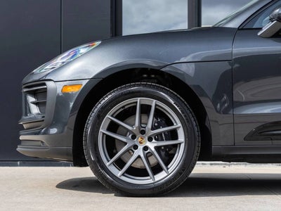 2026 Porsche Macan Macan