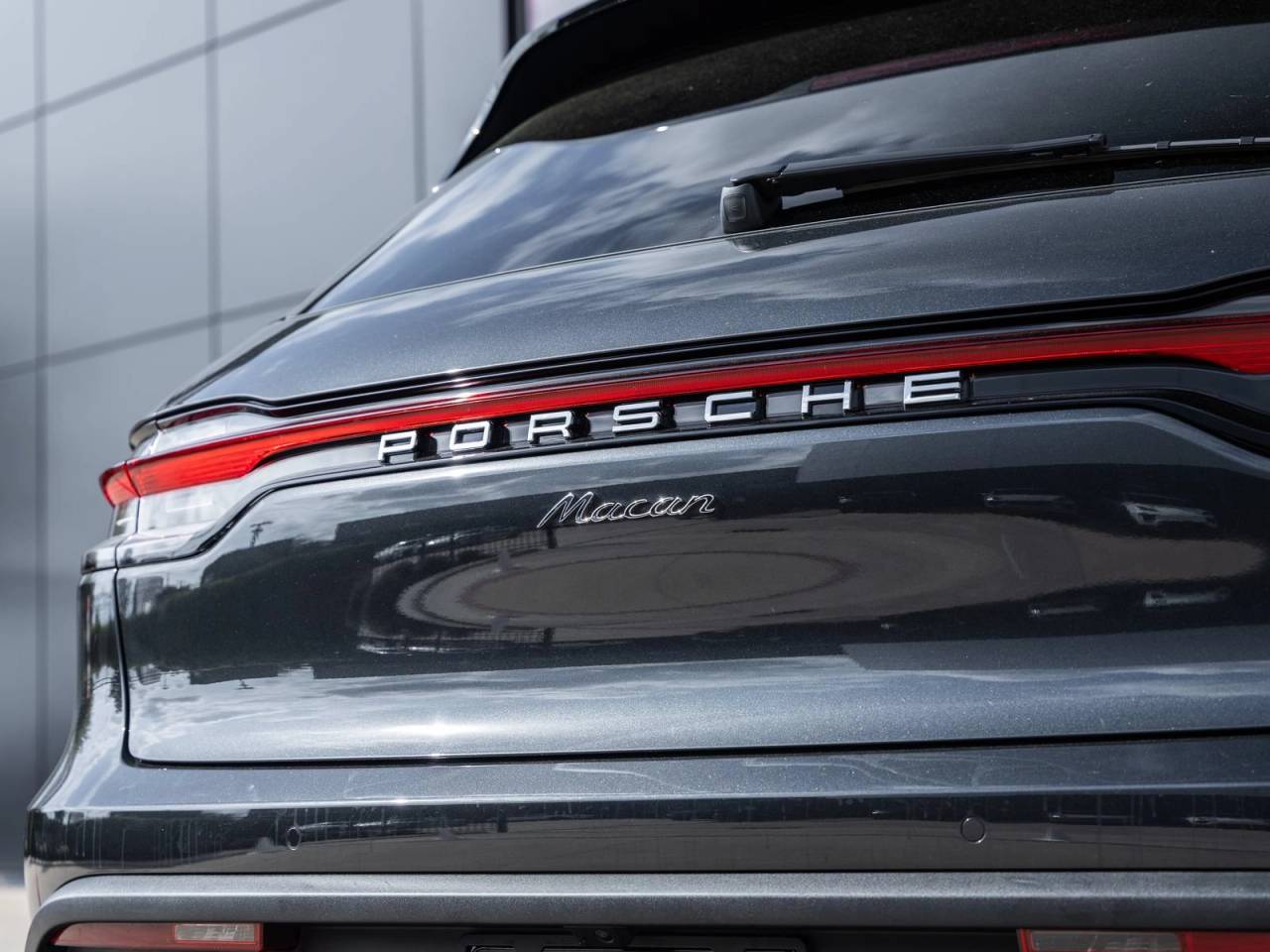 2026 Porsche Macan Macan