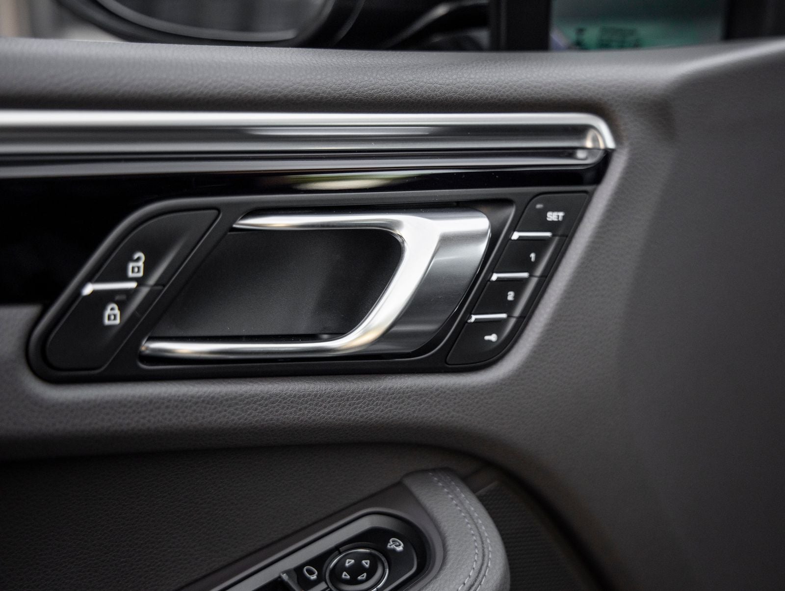 2022 Porsche Macan AWD