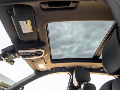 2022 Porsche Macan AWD