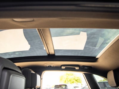 2022 Porsche Macan AWD