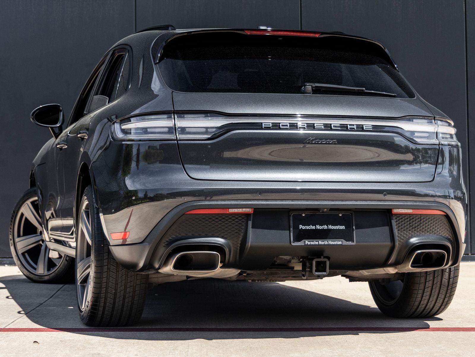 2022 Porsche Macan AWD
