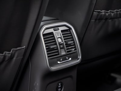 2022 Porsche Macan AWD