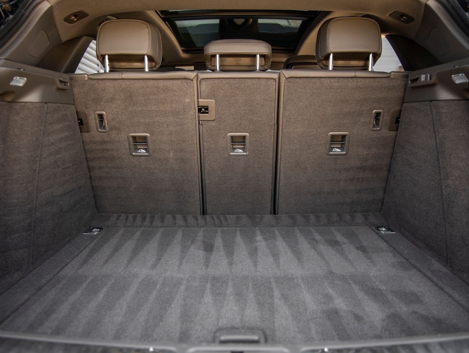 2022 Porsche Macan AWD