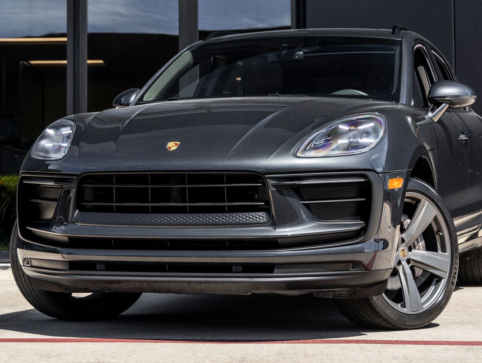 2022 Porsche Macan AWD