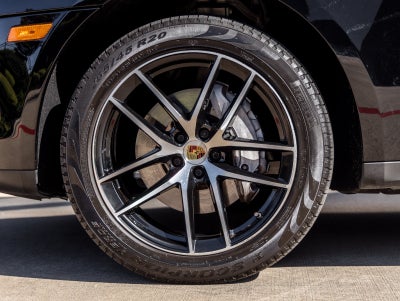 2023 Porsche Macan Macan
