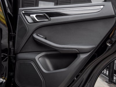 2023 Porsche Macan Macan