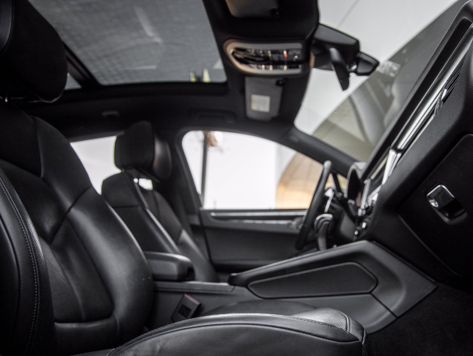 2023 Porsche Macan Macan
