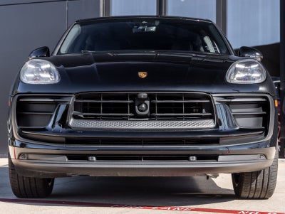 2023 Porsche Macan Macan