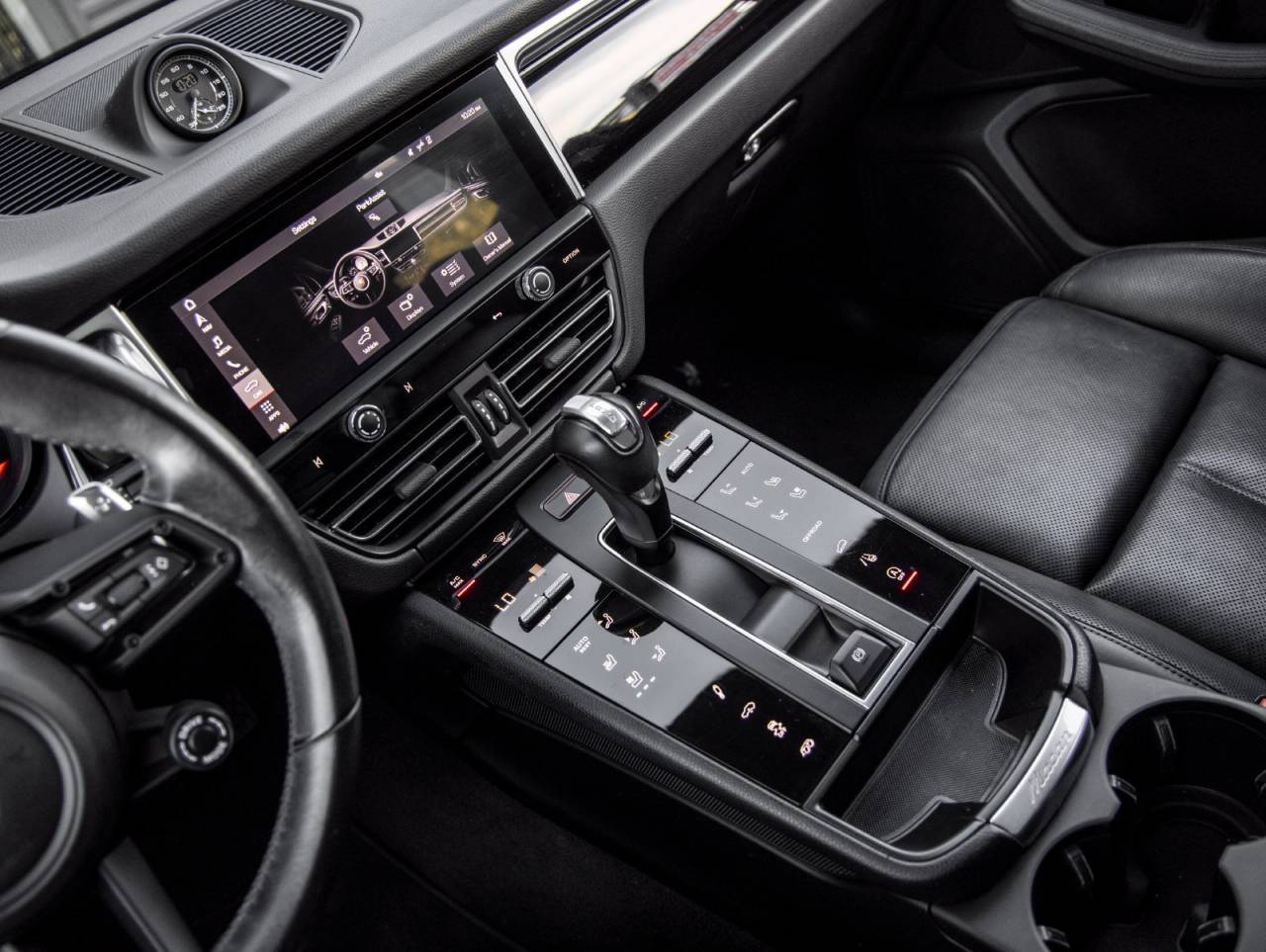 2023 Porsche Macan Macan