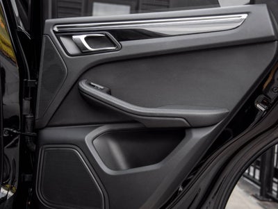 2023 Porsche Macan Macan