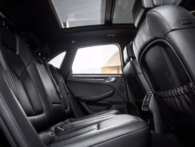 2023 Porsche Macan Macan