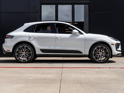 2024 Porsche Macan Macan (MY24)