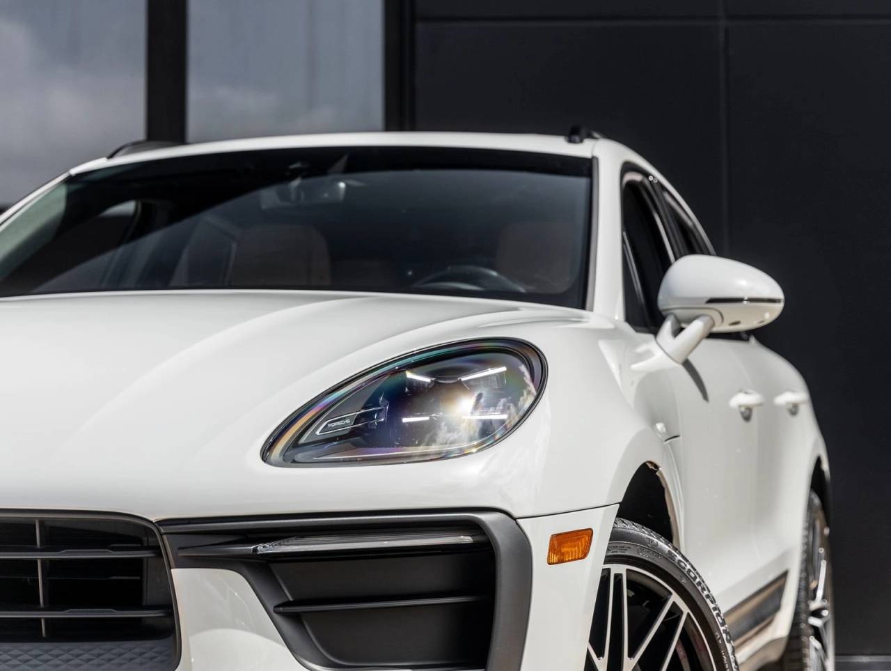 2024 Porsche Macan Macan (MY24)