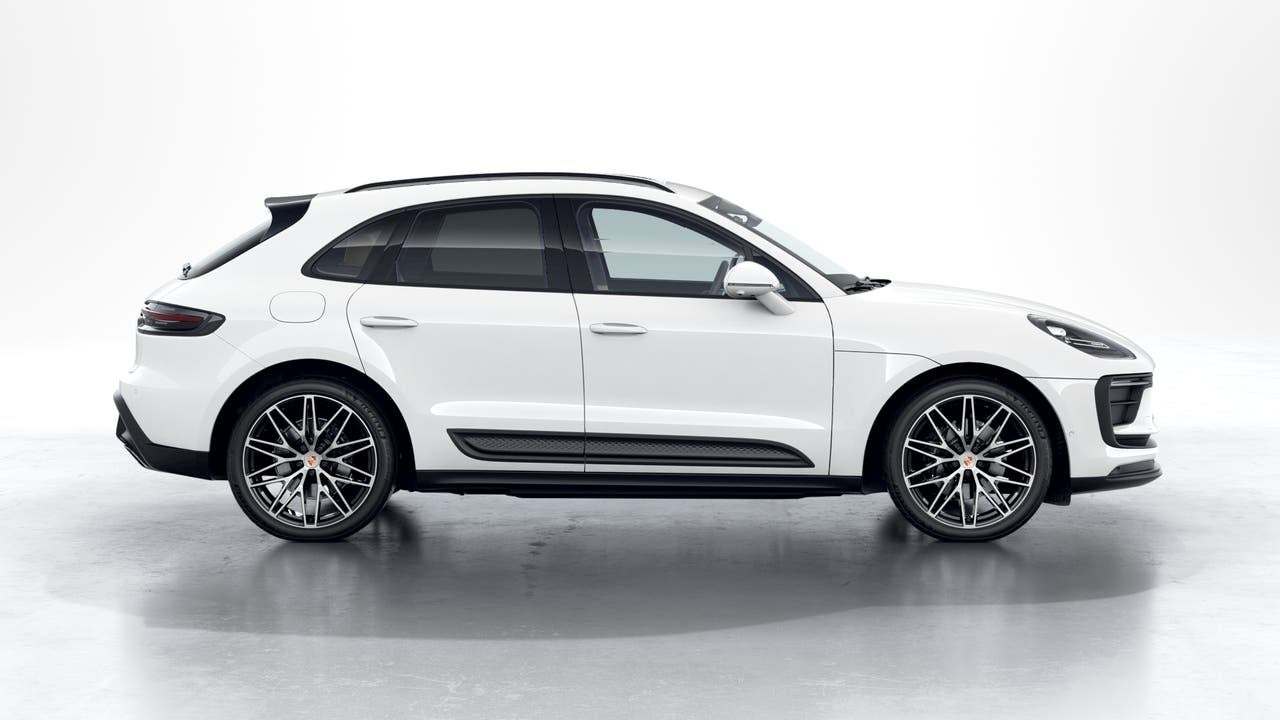 2024 Porsche Macan Base