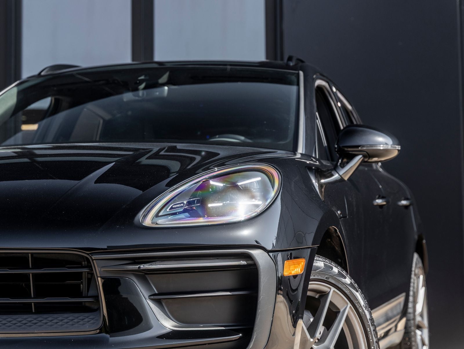 2024 Porsche Macan Macan (MY24)