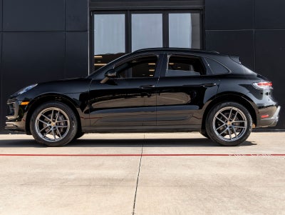 2024 Porsche Macan Macan (MY24)