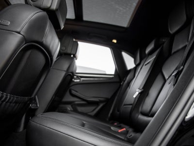 2024 Porsche Macan Macan (MY24)