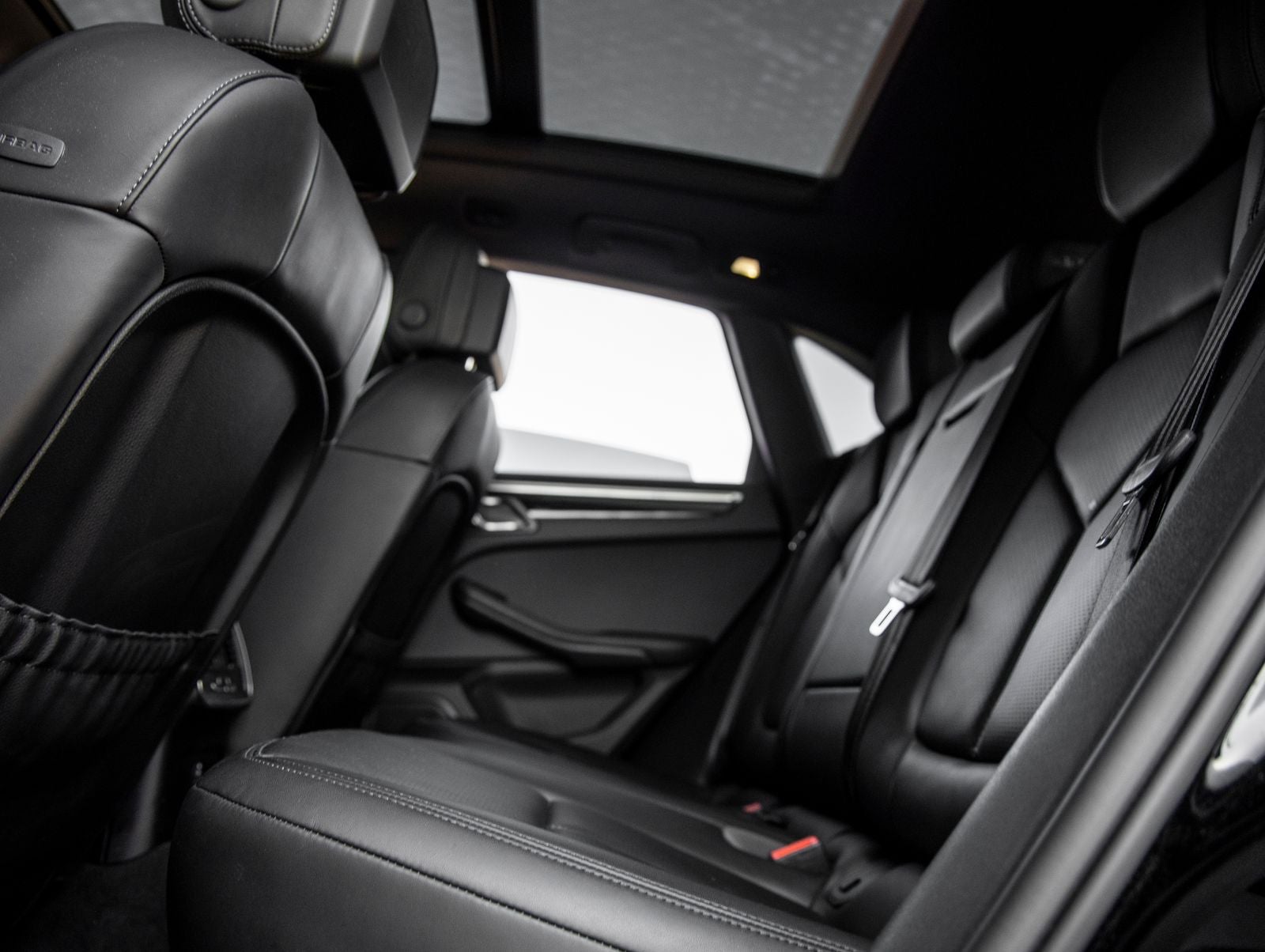 2024 Porsche Macan Macan (MY24)