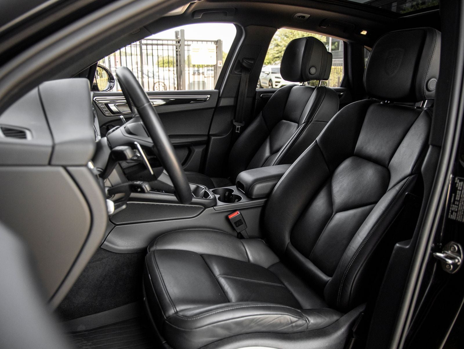 2024 Porsche Macan Macan (MY24)