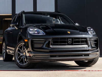 2024 Porsche Macan Macan (MY24)