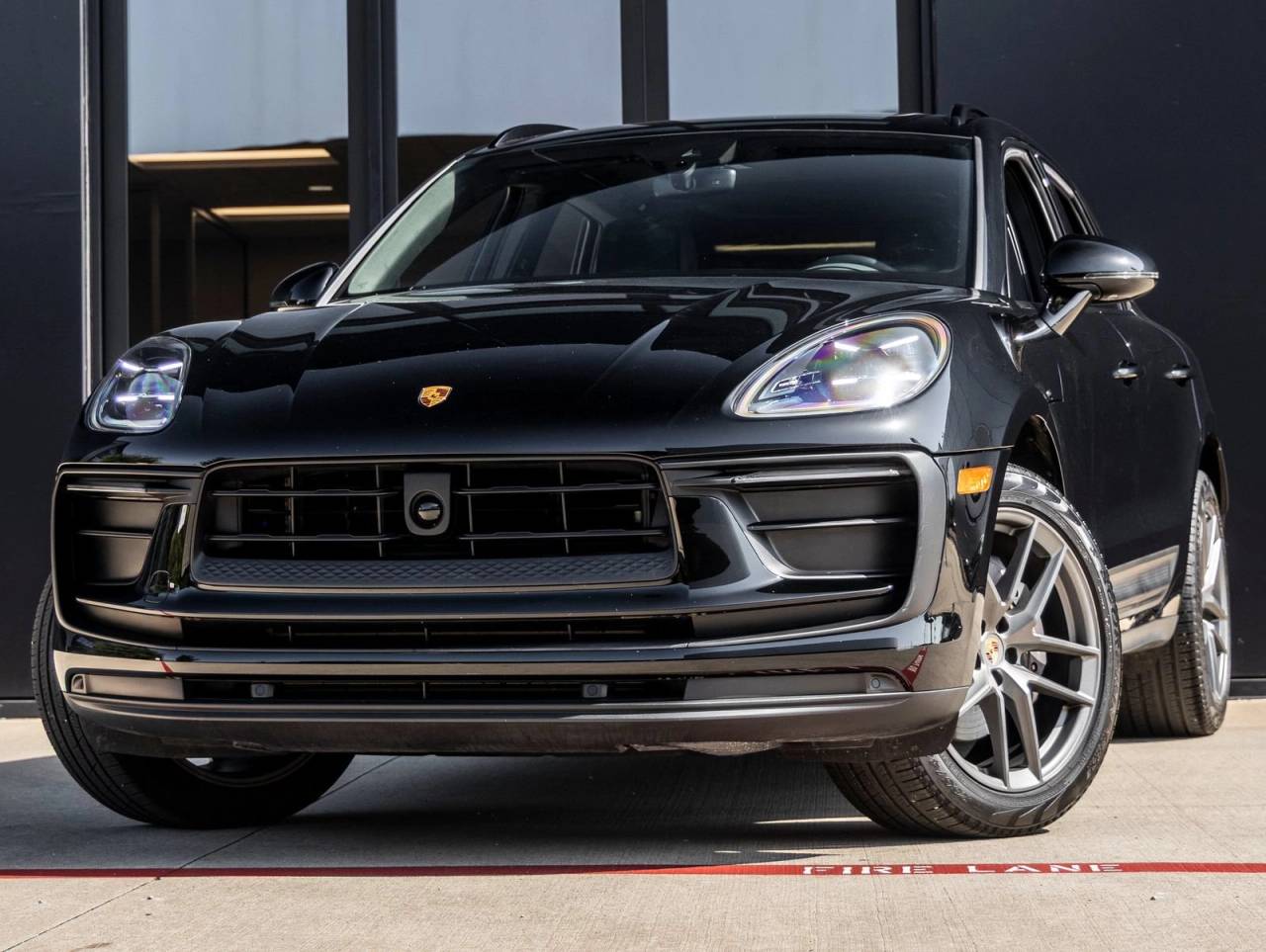 2024 Porsche Macan Macan (MY24)