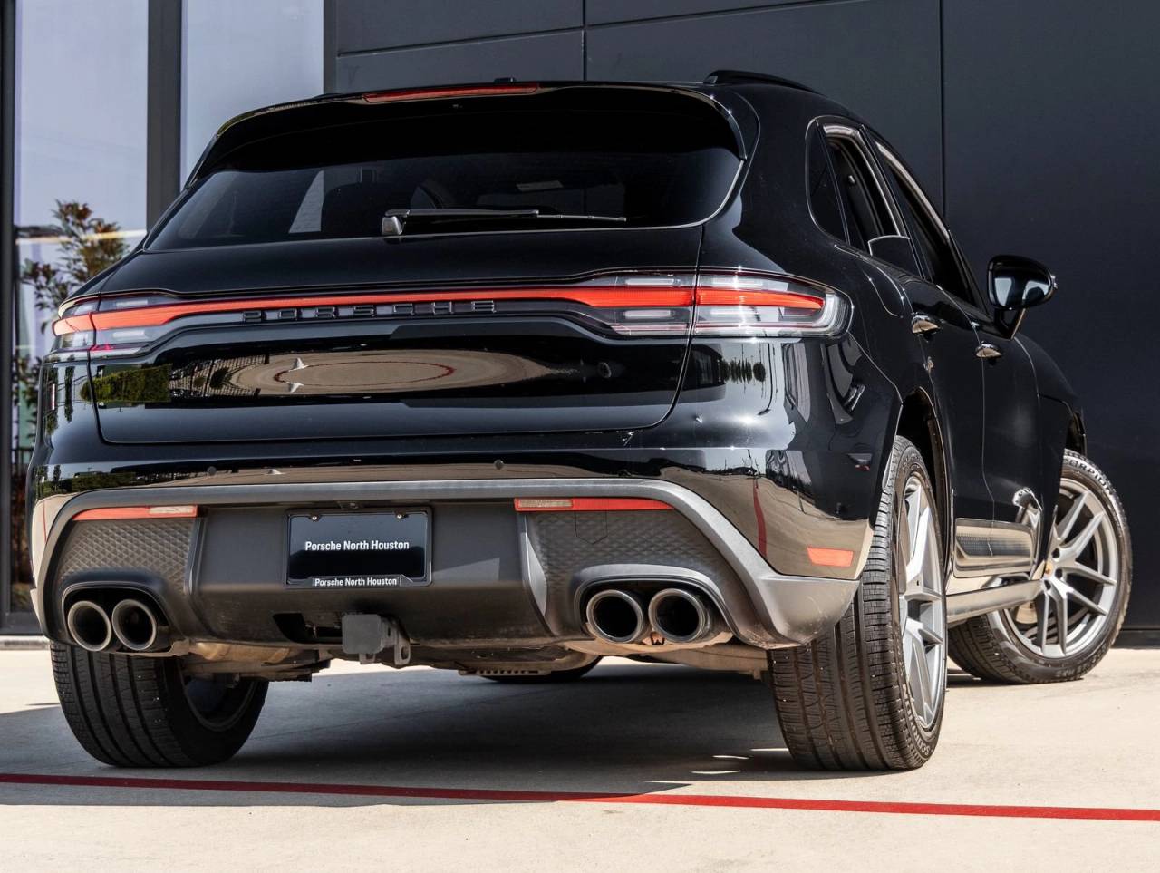 2024 Porsche Macan Macan (MY24)