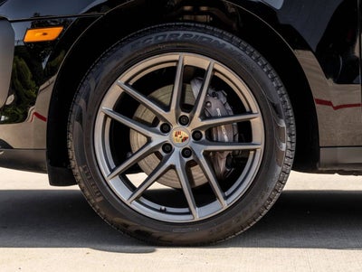 2024 Porsche Macan Macan (MY24)