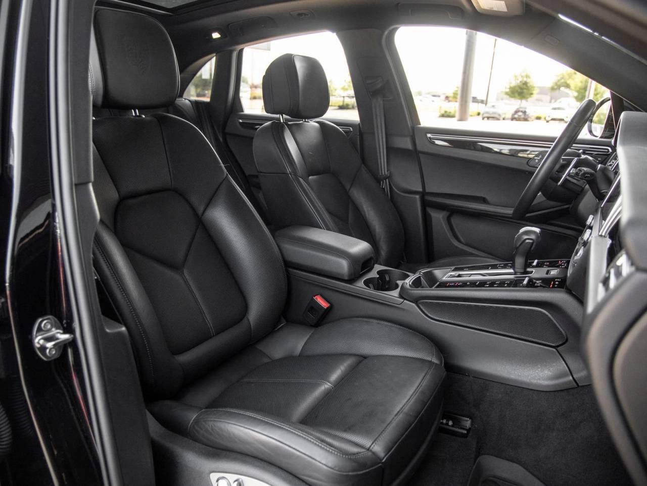 2024 Porsche Macan Macan (MY24)