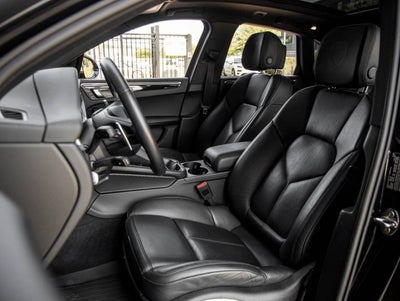 2024 Porsche Macan Macan (MY24)