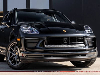 2024 Porsche Macan Macan (MY24)