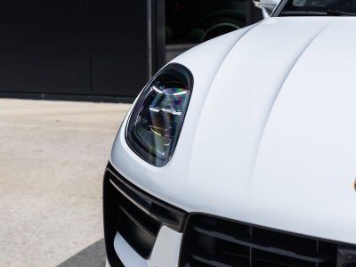 2025 Porsche Macan AWD