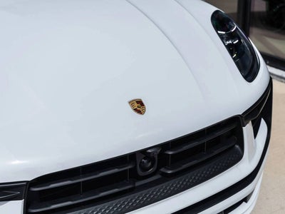 2025 Porsche Macan AWD