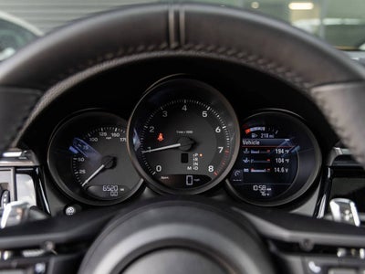 2025 Porsche Macan AWD