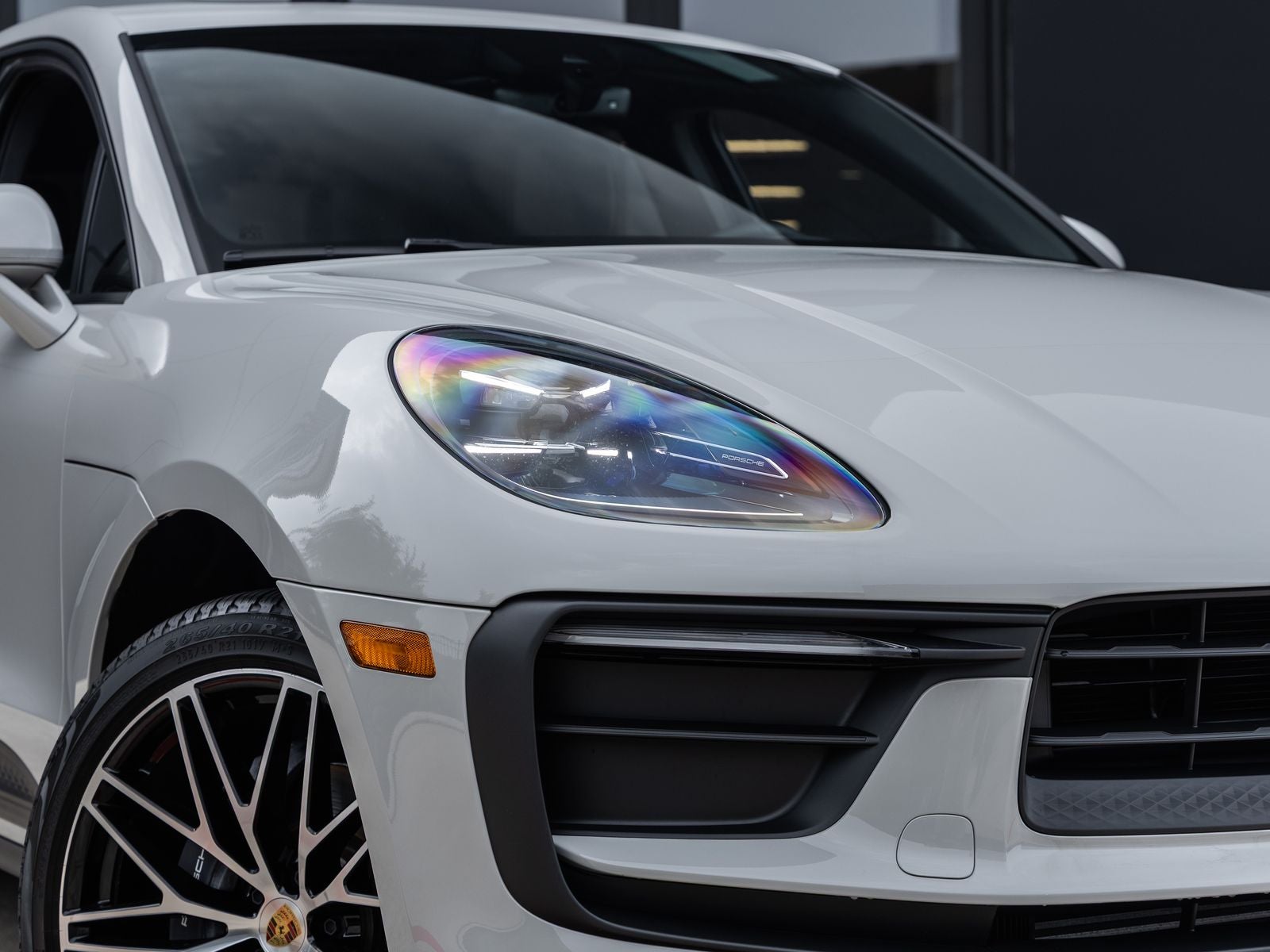 2026 Porsche Macan AWD