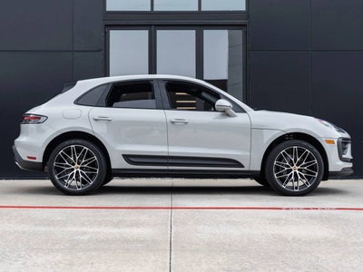 2026 Porsche Macan AWD
